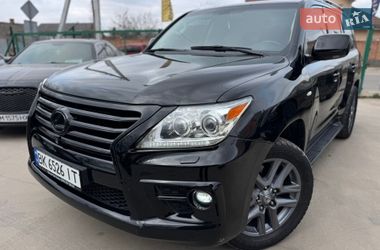 Lexus LX 2010