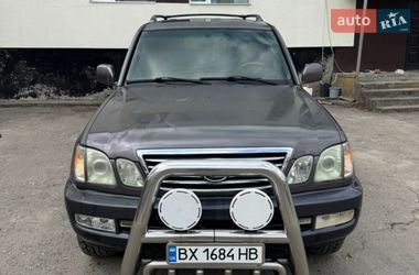 Lexus LX  2000