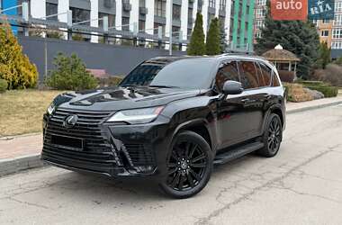 Lexus LX 2023