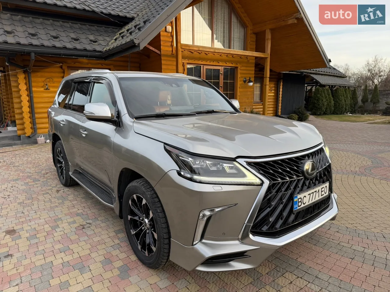 2019 Lexus LX - мініатюра 4