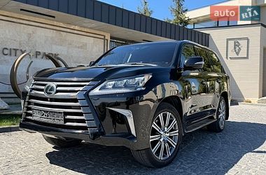 Lexus LX  2017