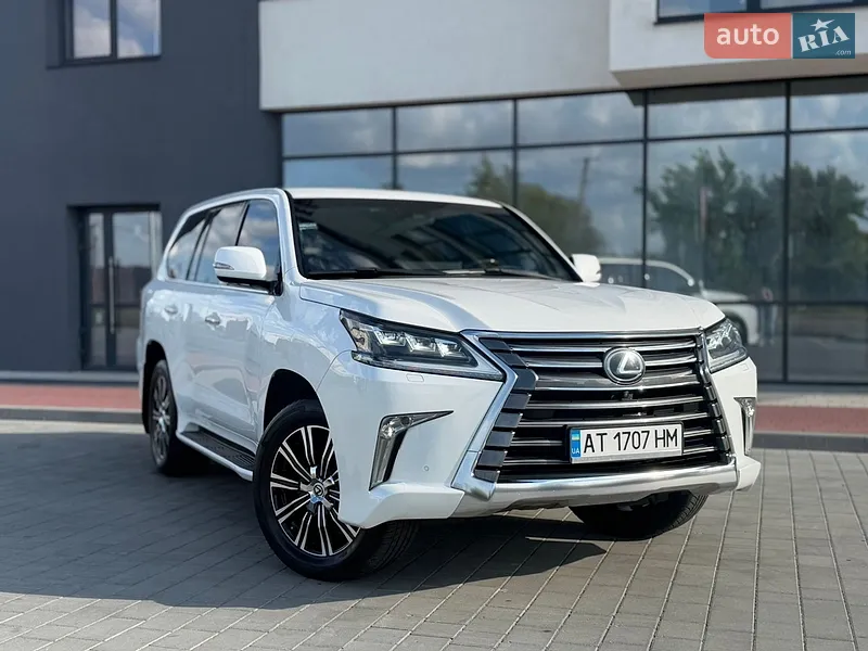 Lexus LX