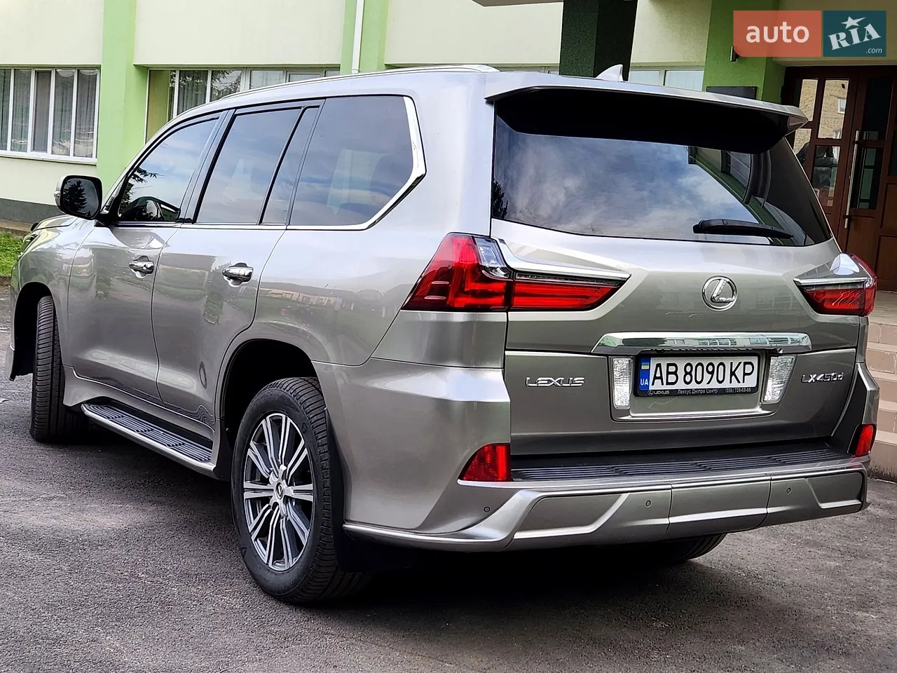 2016 Lexus LX - мініатюра 4