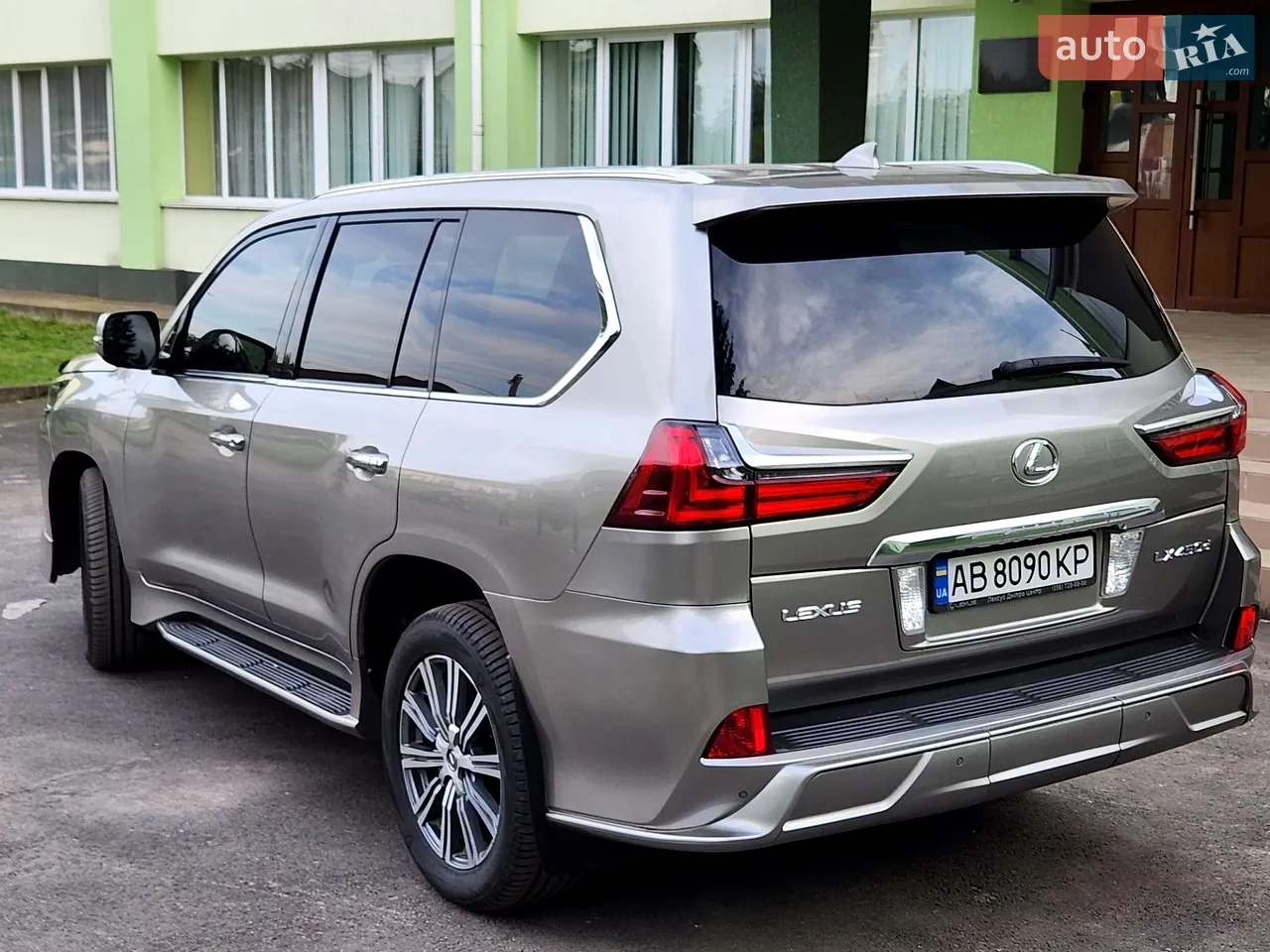 2016 Lexus LX - мініатюра 5