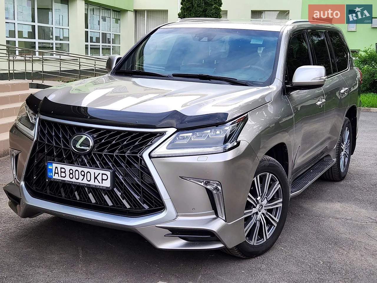 2016 Lexus LX - мініатюра 3