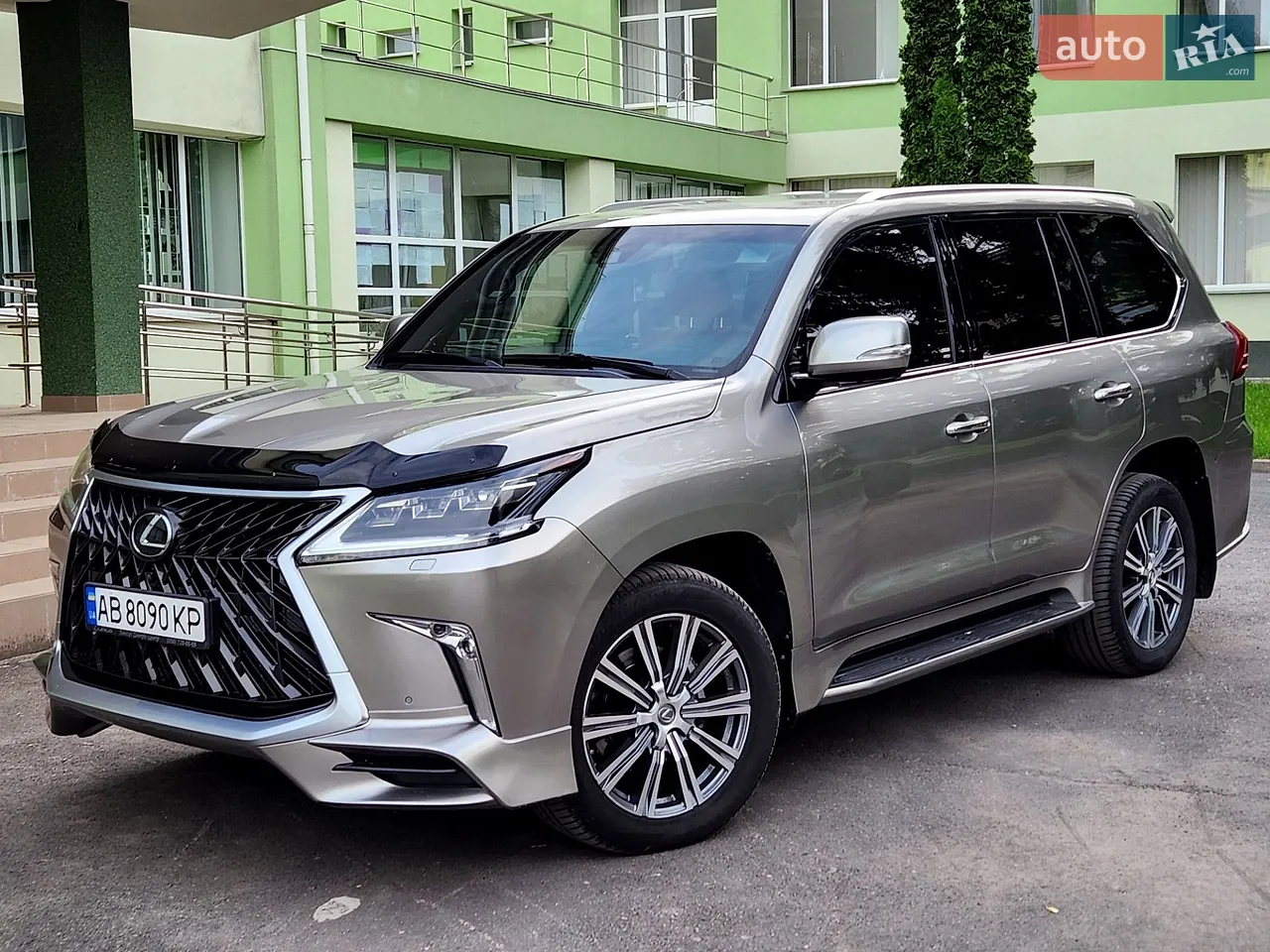 2016 Lexus LX - фото 1