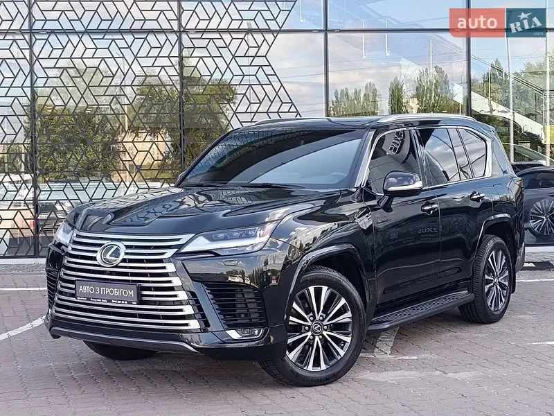 Lexus LX