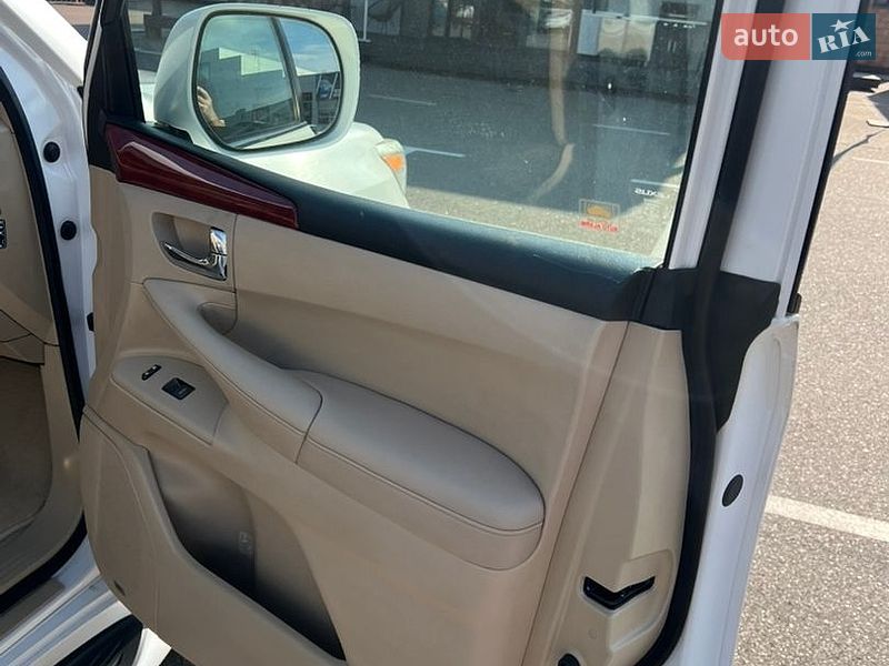 Позашляховик / Кросовер Lexus LX 2008 в Києві