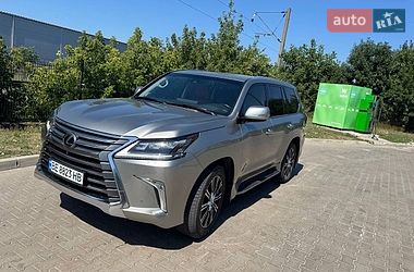 Lexus LX 2017