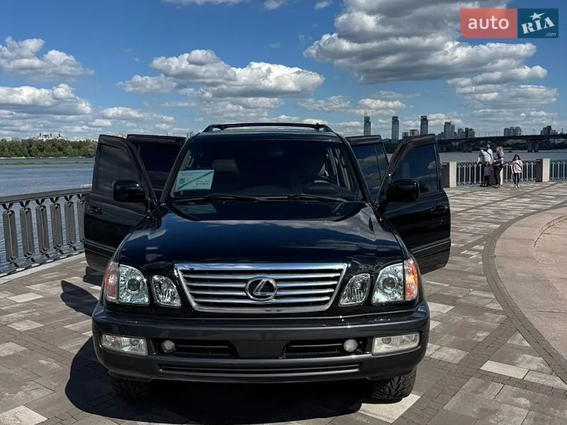 Lexus LX 2007