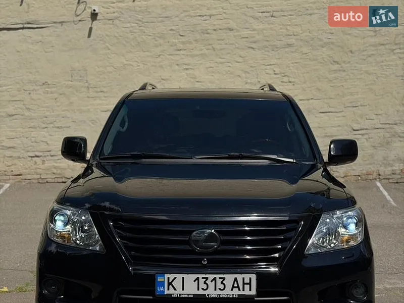 Lexus LX 2008