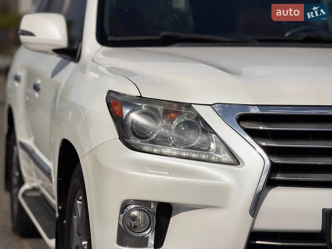 2012 Lexus LX - мініатюра 3