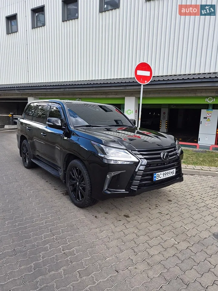2019 Lexus LX - фото 1