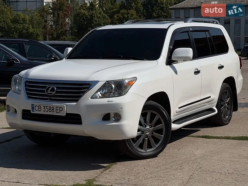 Lexus LX