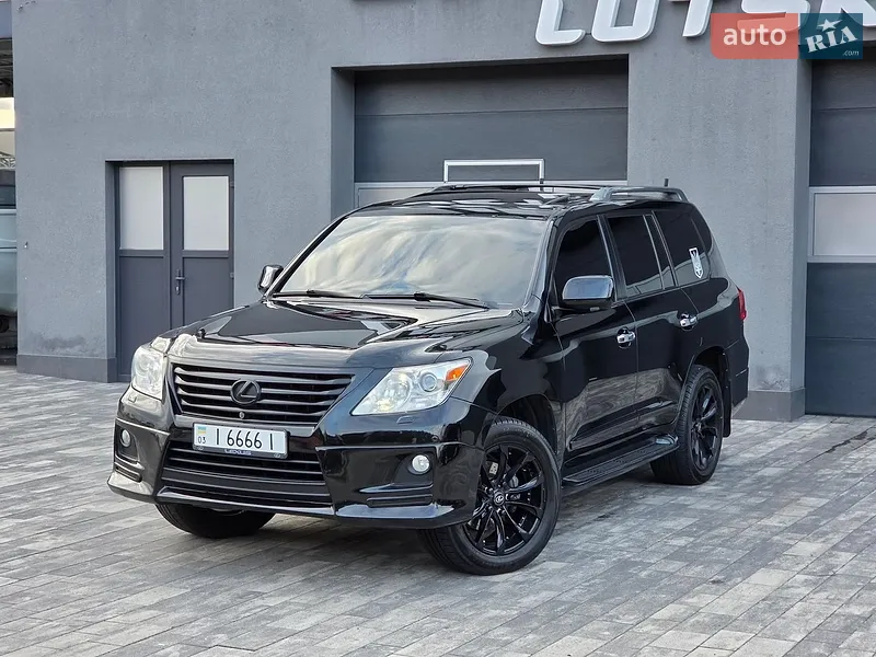 Lexus LX 2011