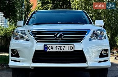 Внедорожник / Кроссовер Lexus LX 2011 в Киеве