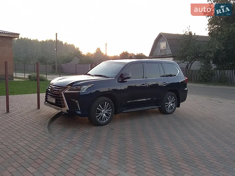 Lexus LX 2017