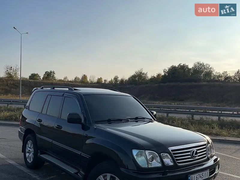 Lexus LX