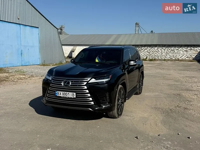 Lexus LX 2022