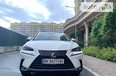 Lexus NX  2018