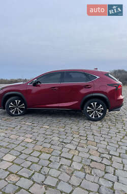 Lexus NX 2018