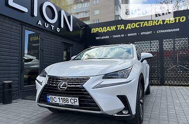 Lexus NX  2017