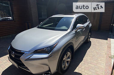 Lexus NX  2017