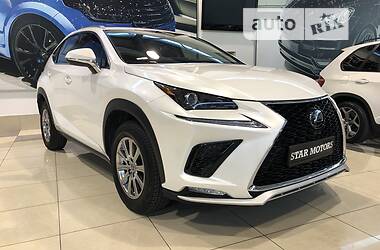 Lexus NX  2020