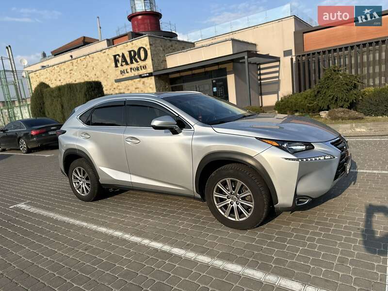 Lexus NX