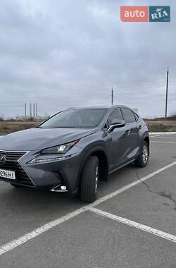 Lexus NX  2018