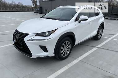 Lexus NX  2019