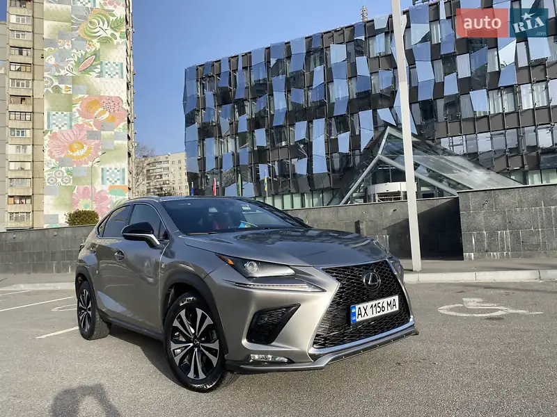 Lexus NX 2019