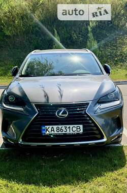Lexus NX  2019