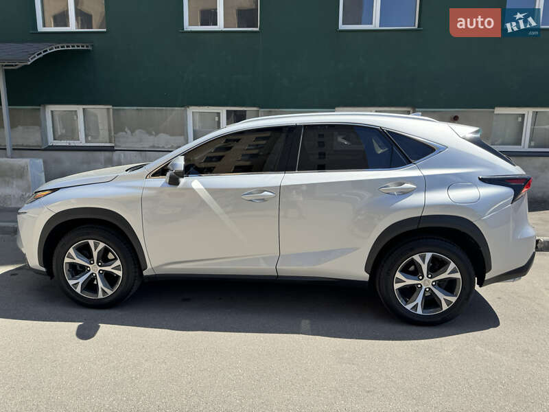 Lexus NX