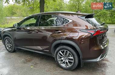 Lexus NX  2018