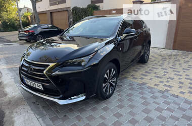 Lexus NX  2017