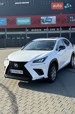 Lexus NX  2020