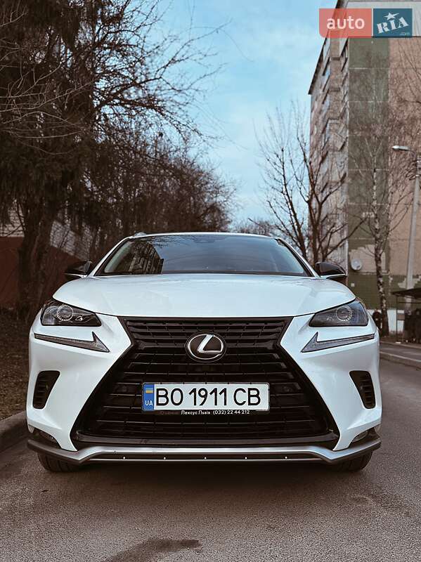 Внедорожник / Кроссовер Lexus NX