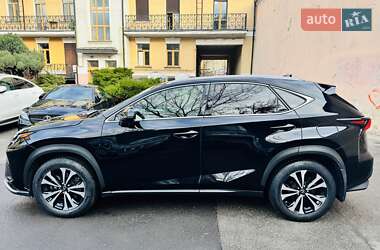 Lexus NX  2018