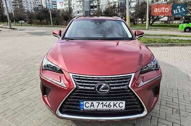 Lexus NX  2019