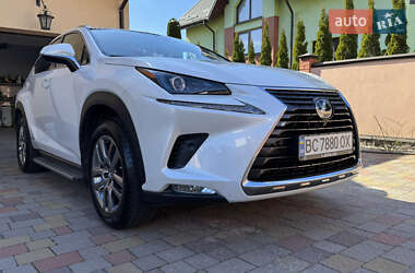 Lexus NX 2020