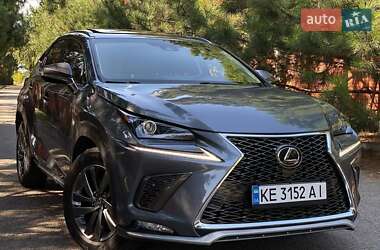 Lexus NX  2019