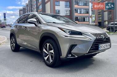 Lexus NX  2017