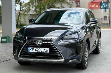 Lexus NX  2019