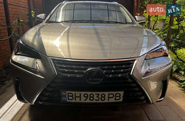 Lexus NX  2019