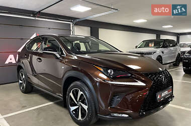 Lexus NX  2019