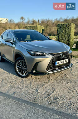 Lexus NX  2024