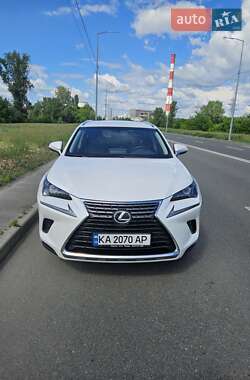 Lexus NX  2018