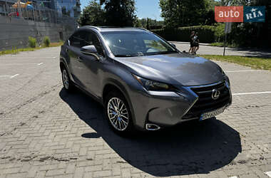 Lexus NX 2015