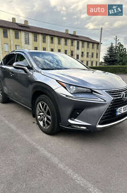 Lexus NX  2017